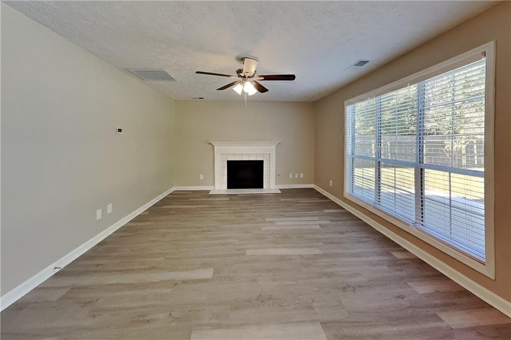 3 bedroom, 3 bathroom, 2,256 sq ft single family residence for rent at 496 Highpoint Crossing, Powder Springs, GA 30127 for $2,075 a month — photo 2