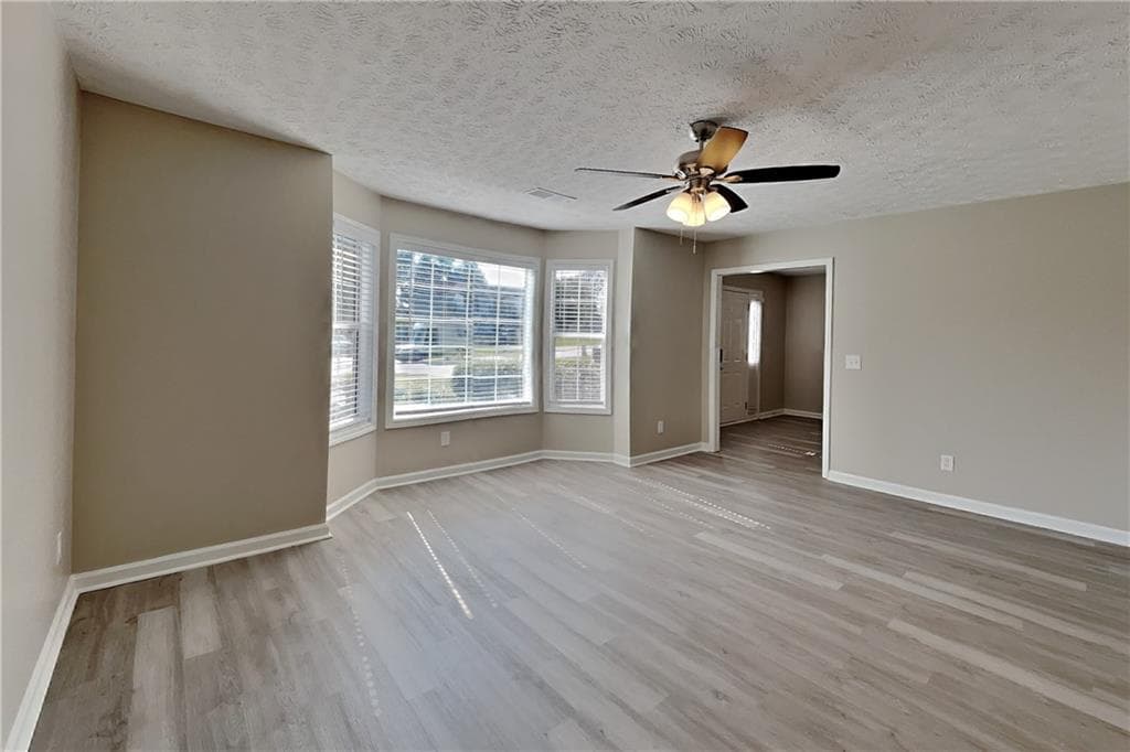 3 bedroom, 3 bathroom, 2,256 sq ft single family residence for rent at 496 Highpoint Crossing, Powder Springs, GA 30127 for $2,075 a month — photo 4