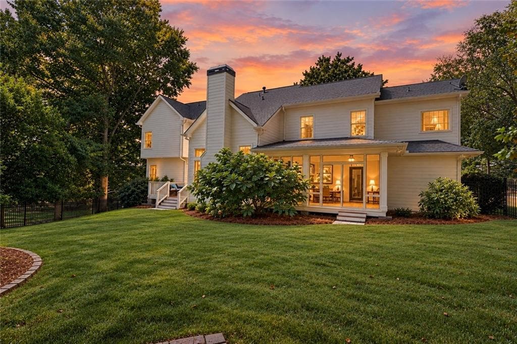 5 bedroom, 6 bathroom, 4,924 sq ft single family residence for sale at 1929 Wildwood Place, Atlanta, GA 30324 — photo 5