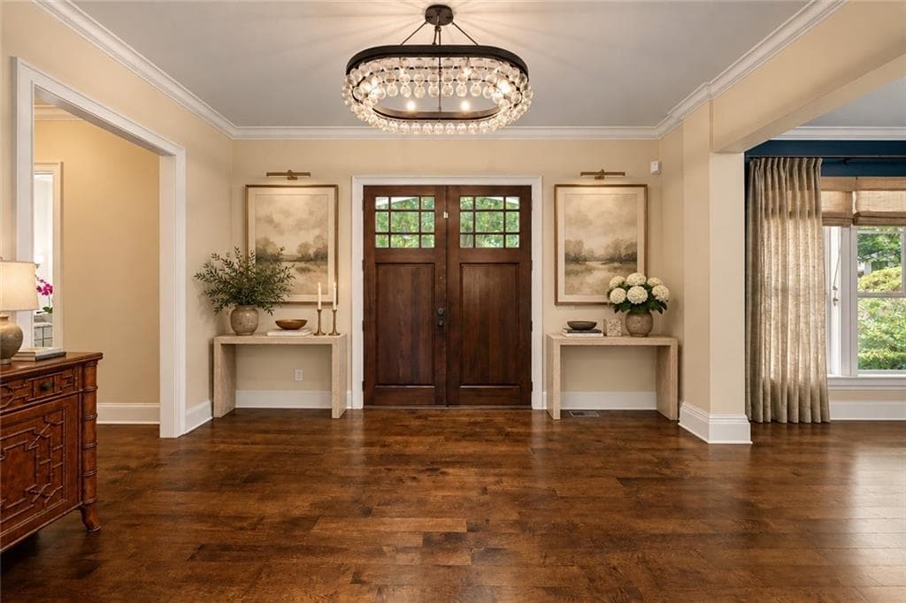 5 bedroom, 6 bathroom, 4,924 sq ft single family residence for sale at 1929 Wildwood Place, Atlanta, GA 30324 — photo 6