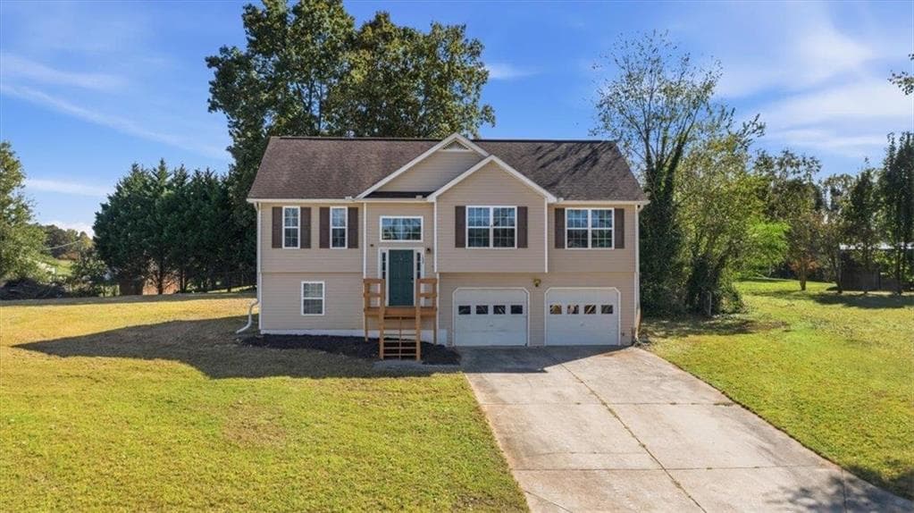 3 bedroom, 2 bathroom, 2,474 sq ft single family residence for sale at 188 Tricias Way, Temple, GA 30179
