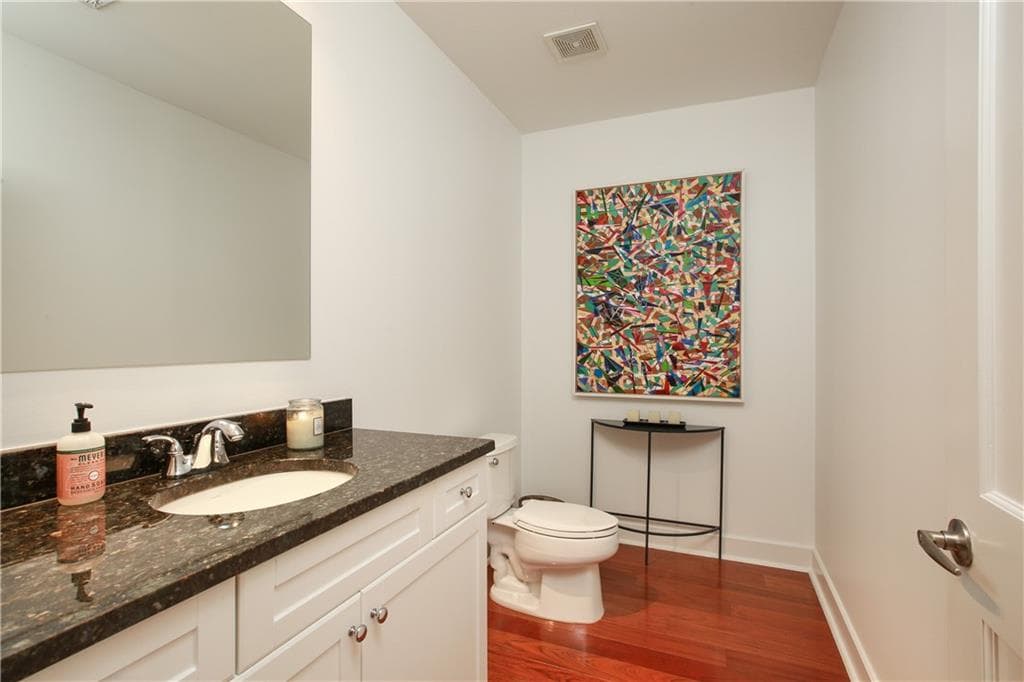2 bedroom, 3 bathroom, 1,594 sq ft condominium for rent at 2795 Peachtree Road 1805, Atlanta, GA 30305 for $4,750 a month — photo 5