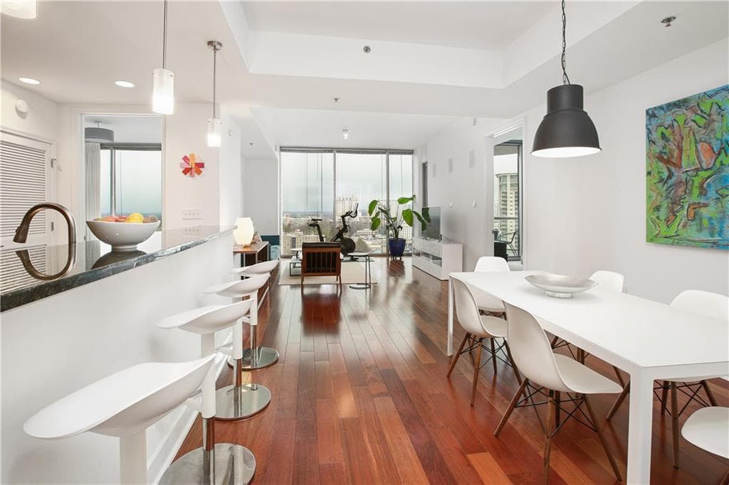 2 bedroom, 3 bathroom, 1,594 sq ft condominium for rent at 2795 Peachtree Road 1805, Atlanta, GA 30305 for $4,750 a month — photo 6