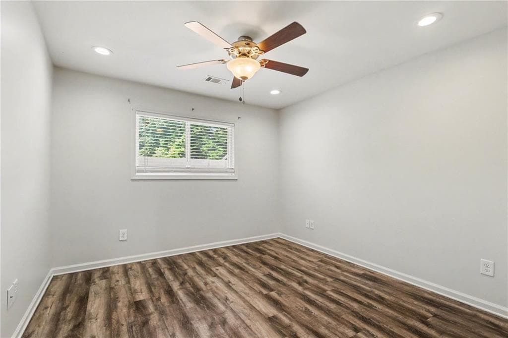 2 bedroom, 2 bathroom, 984 sq ft apartment for rent at 470 Bolton Rd NW Drive D6, Atlanta, GA 30331 for $1,750 a month — photo 4
