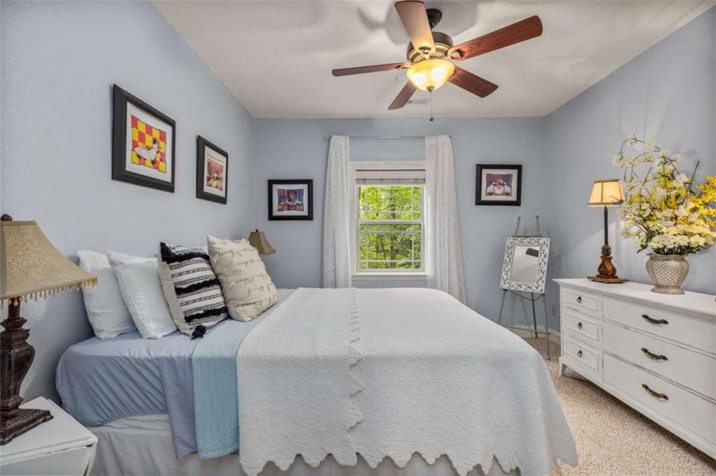 5 bedroom, 3 bathroom, 3,900 sq ft single family residence for sale at 200 Plantation Lane, Blue Ridge, GA 30513 — photo 6