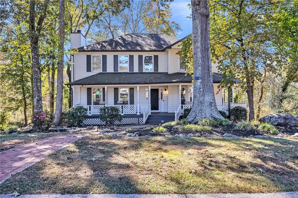 5 bedroom, 4 bathroom, 2,834 sq ft single family residence for sale at 1900 Kemp Road, Marietta, GA 30066