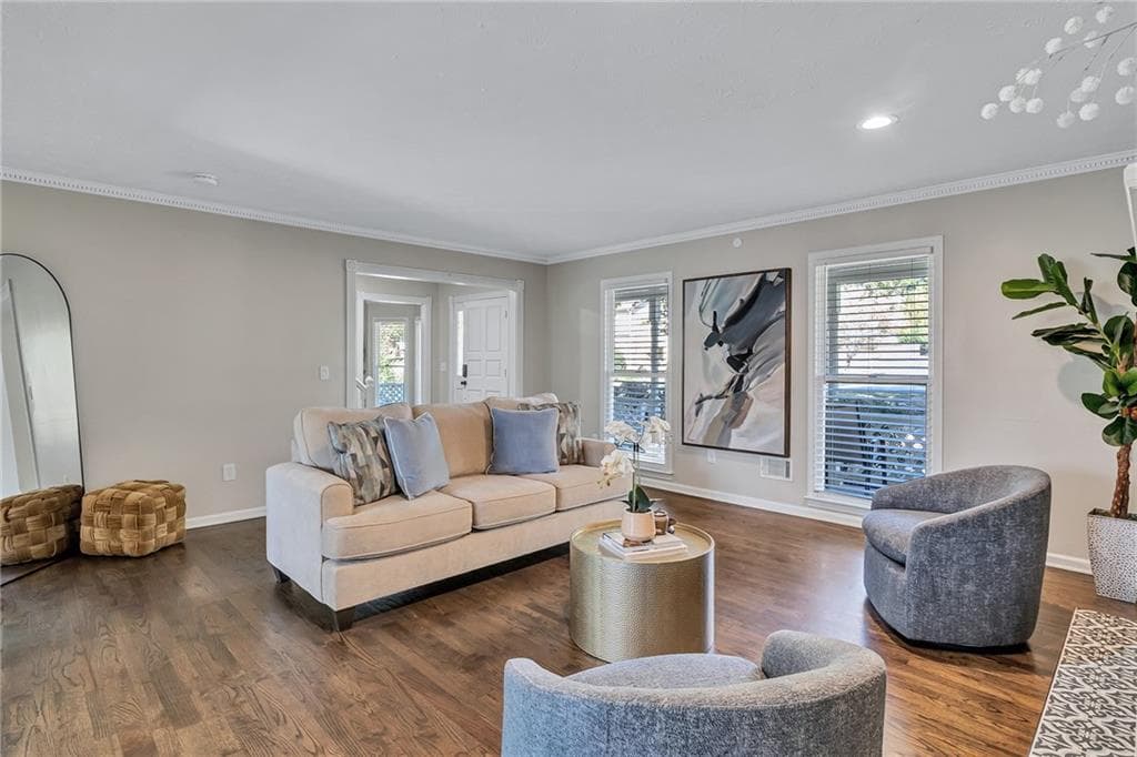 5 bedroom, 4 bathroom, 2,834 sq ft single family residence for sale at 1900 Kemp Road, Marietta, GA 30066 — photo 8