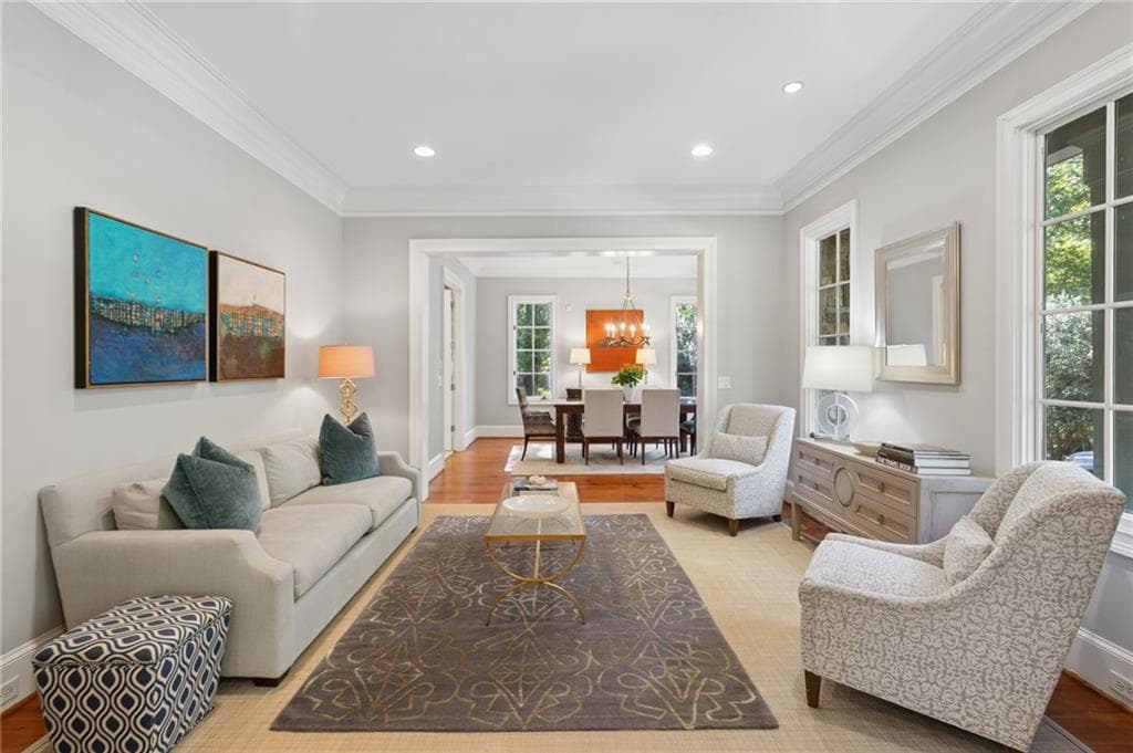 6 bedroom, 7 bathroom, 5,962 sq ft single family residence for sale at 4065 Beechwood Drive, Atlanta, GA 30327 — photo 10