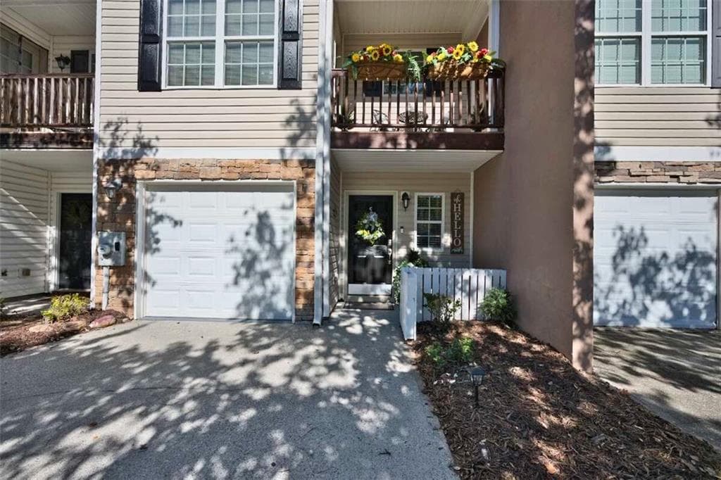 3 bedroom, 3 bathroom, 1,268 sq ft townhouse for sale at 529 Terrapin Lane, Winder, GA 30680 — photo 3