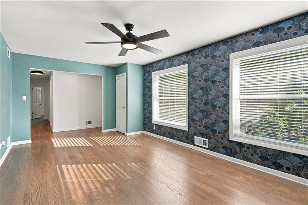 3 bedroom, 2 bathroom, 1,510 sq ft single family residence for sale at 2721 Sherlock Drive, Decatur, GA 30034 — photo 5