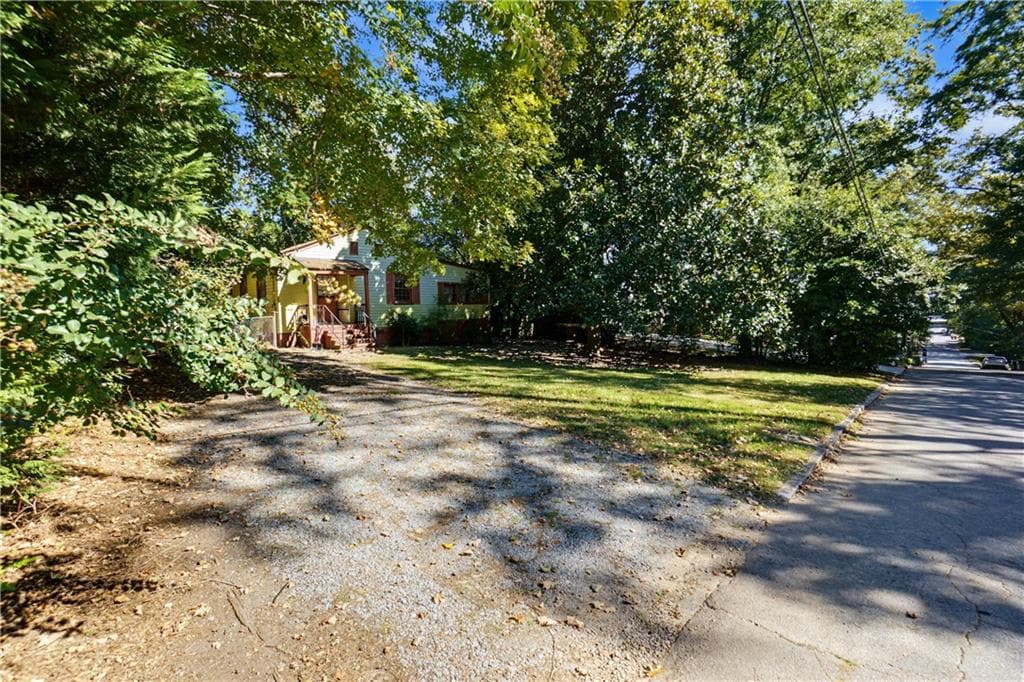 2 bedroom, 1 bathroom single family residence for sale at 1826 Hickory Road, Chamblee, GA 30341 — photo 2