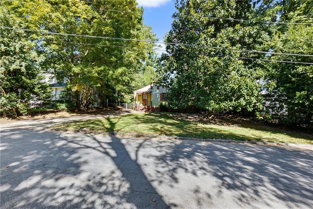 2 bedroom, 1 bathroom single family residence for sale at 1826 Hickory Road, Chamblee, GA 30341 — photo 5