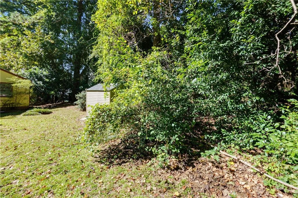 2 bedroom, 1 bathroom single family residence for sale at 1826 Hickory Road, Chamblee, GA 30341 — photo 10