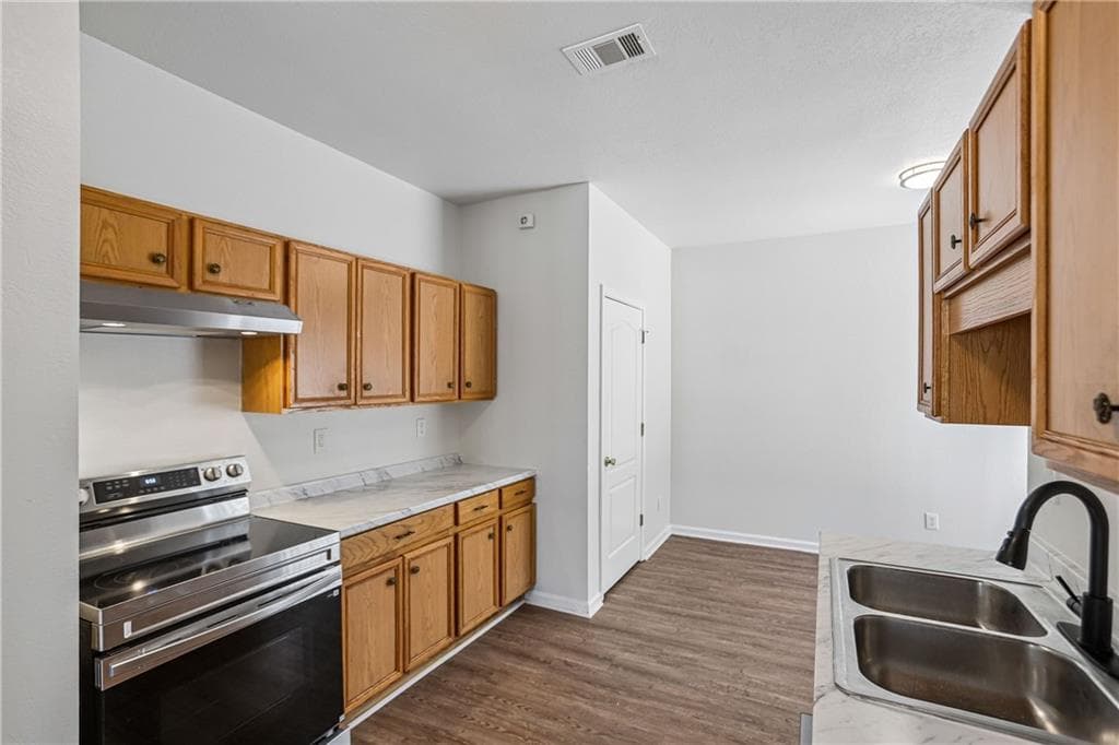 3 bedroom, 2 bathroom, 1,386 sq ft single family residence for sale at 387 Apple Blossom Way, Macon, GA 31217 — photo 6