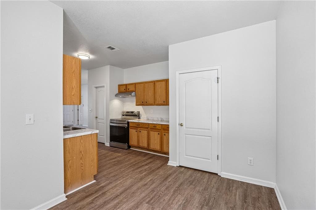 3 bedroom, 2 bathroom, 1,386 sq ft single family residence for sale at 387 Apple Blossom Way, Macon, GA 31217 — photo 7