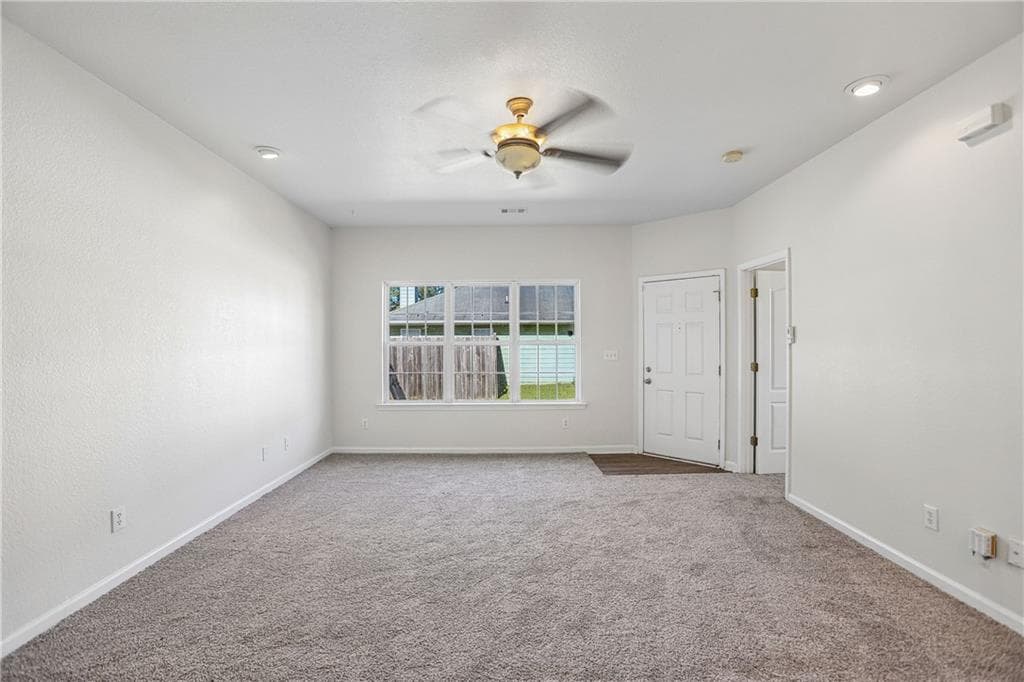 3 bedroom, 2 bathroom, 1,386 sq ft single family residence for sale at 387 Apple Blossom Way, Macon, GA 31217 — photo 8