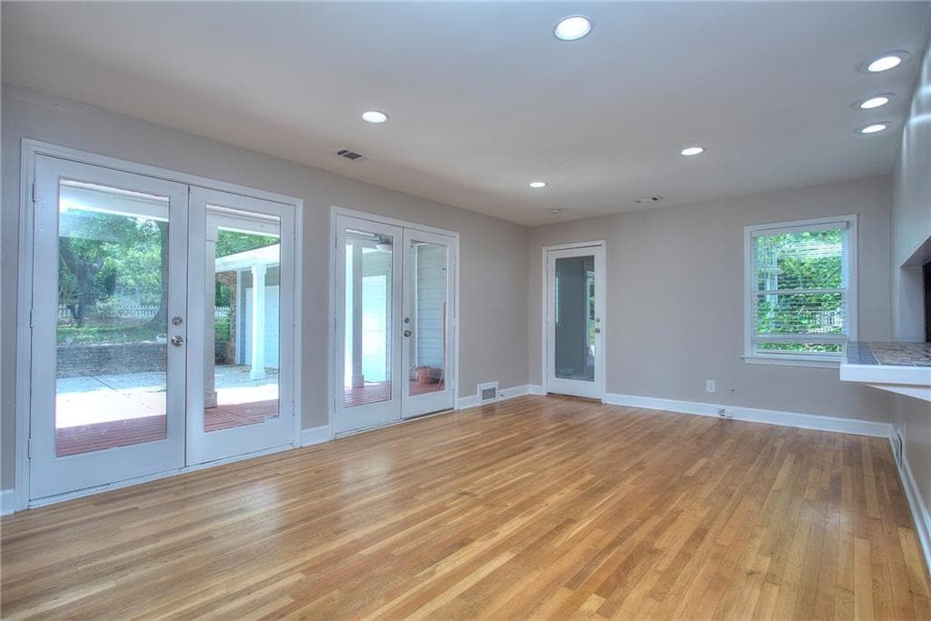 5 bedroom, 2 bathroom, 1,765 sq ft single family residence for rent at 2067 Brockett Road, Tucker, GA 30084 for $2,350 a month — photo 8