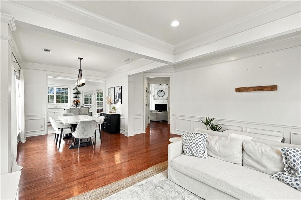 3 bedroom, 3 bathroom, 2,028 sq ft single family residence for sale at 618 Syemore Pass, Canton, GA 30115 — photo 5