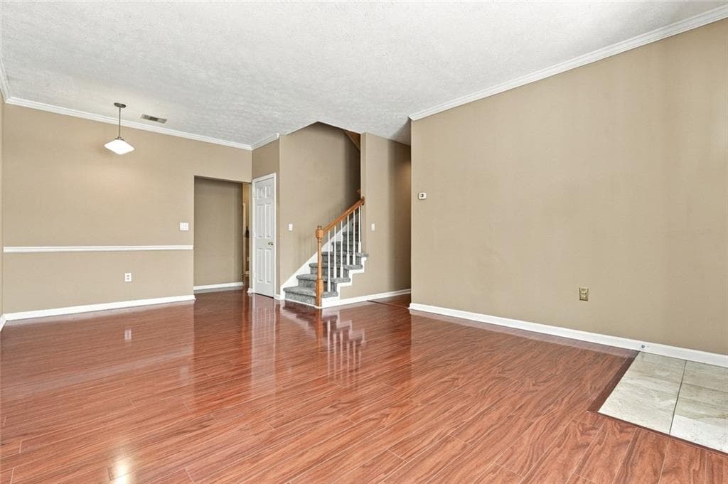 3 bedroom, 3 bathroom, 1,866 sq ft townhouse for sale at 2680 Pine Tree Road 6, Atlanta, GA 30324 — photo 5