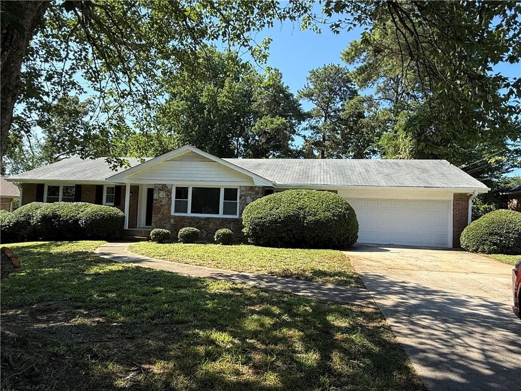 3 bedroom, 2 bathroom, 1,836 sq ft single family residence for sale at 4144 Wellington Hills Drive, Snellville, GA 30039 — photo 1 of 36