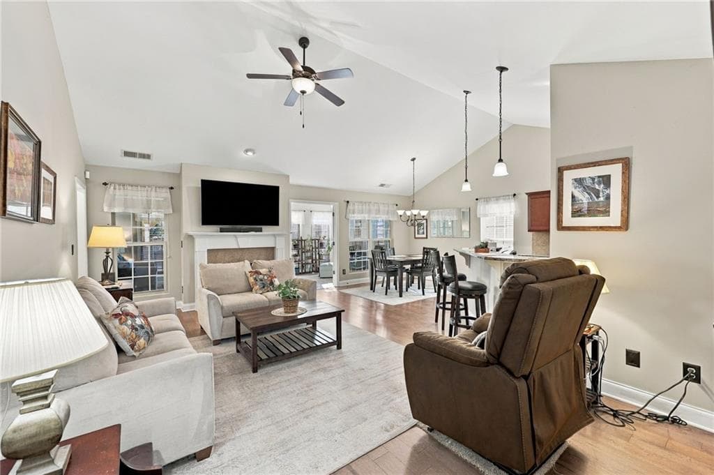 4 bedroom, 3 bathroom, 2,137 sq ft single family residence for sale at 4837 Lost Creek Drive, Gainesville, GA 30504 — photo 7