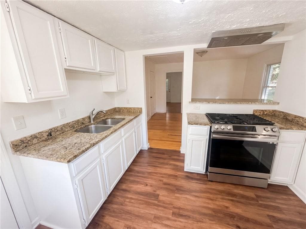 2 bedroom, 1 bathroom, 1,019 sq ft single family residence for sale at 427 Wellons Street, Marietta, GA 30060 — photo 6