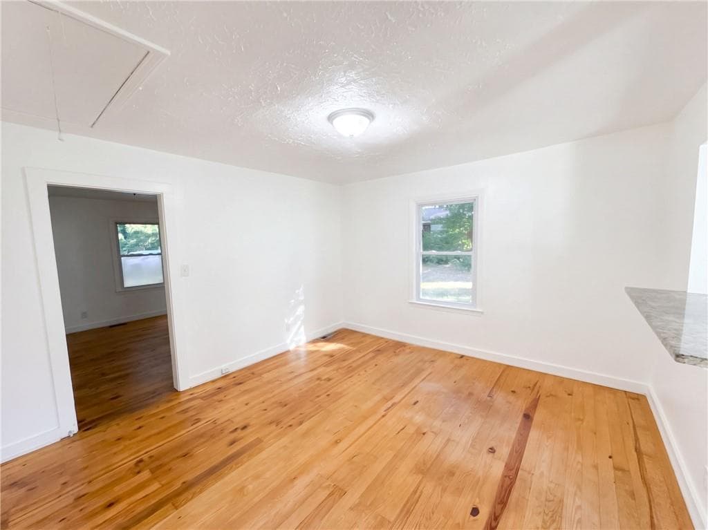 2 bedroom, 1 bathroom, 1,019 sq ft single family residence for sale at 427 Wellons Street, Marietta, GA 30060 — photo 10