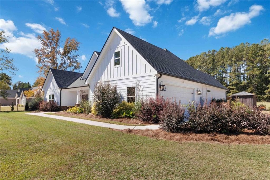 5 bedroom, 4 bathroom, 2,617 sq ft single family residence for sale at 1550 Confederate Road, Madison, GA 30650 — photo 5