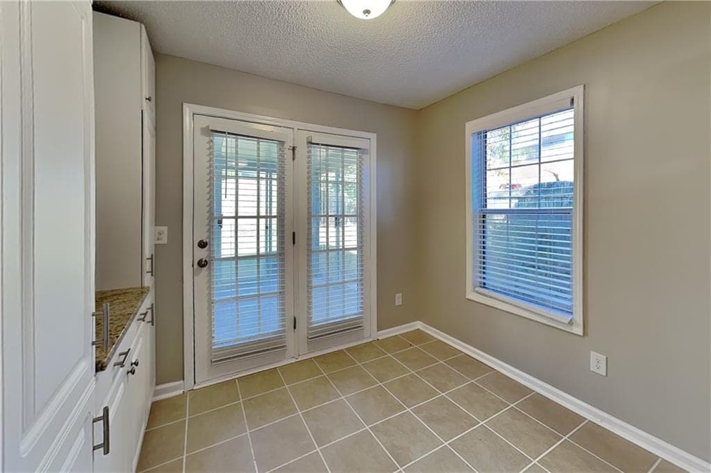 3 bedroom, 2 bathroom, 1,803 sq ft single family residence for rent at 307 Chesapeake Ridge, Woodstock, GA 30189 for $2,150 a month — photo 7