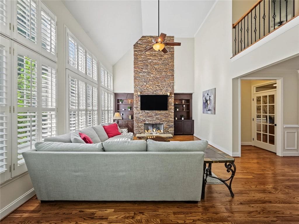 6 bedroom, 6 bathroom, 5,683 sq ft single family residence for sale at 206 White Oak Drive, Canton, GA 30114 — photo 6