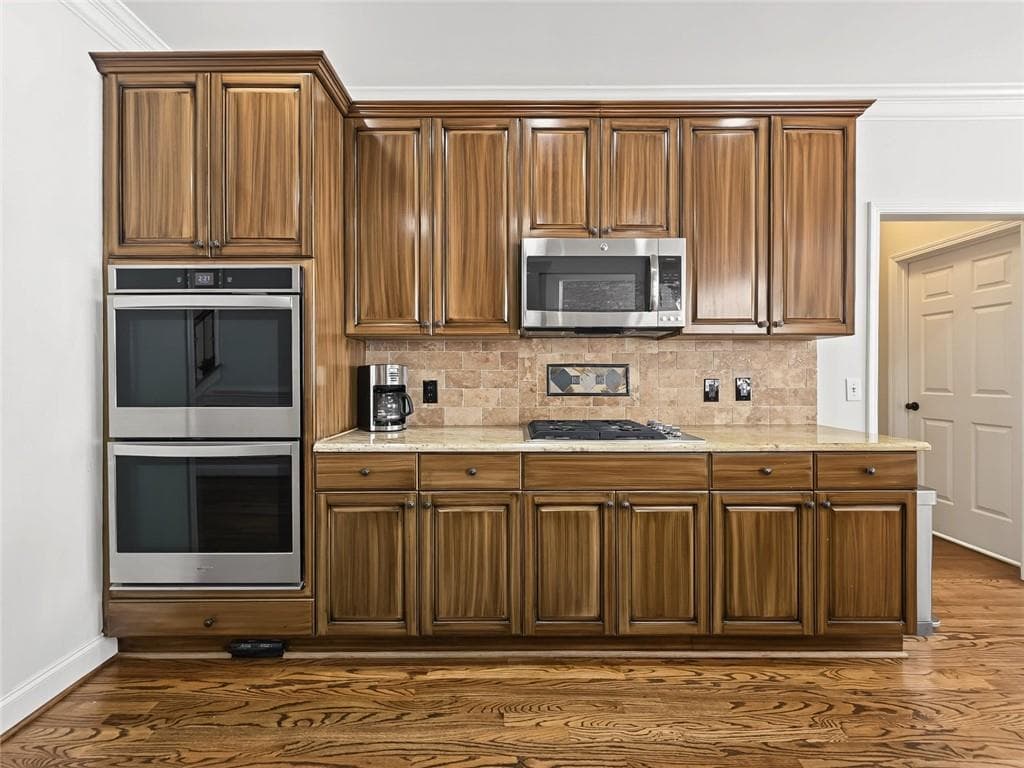 6 bedroom, 6 bathroom, 5,683 sq ft single family residence for sale at 206 White Oak Drive, Canton, GA 30114 — photo 10