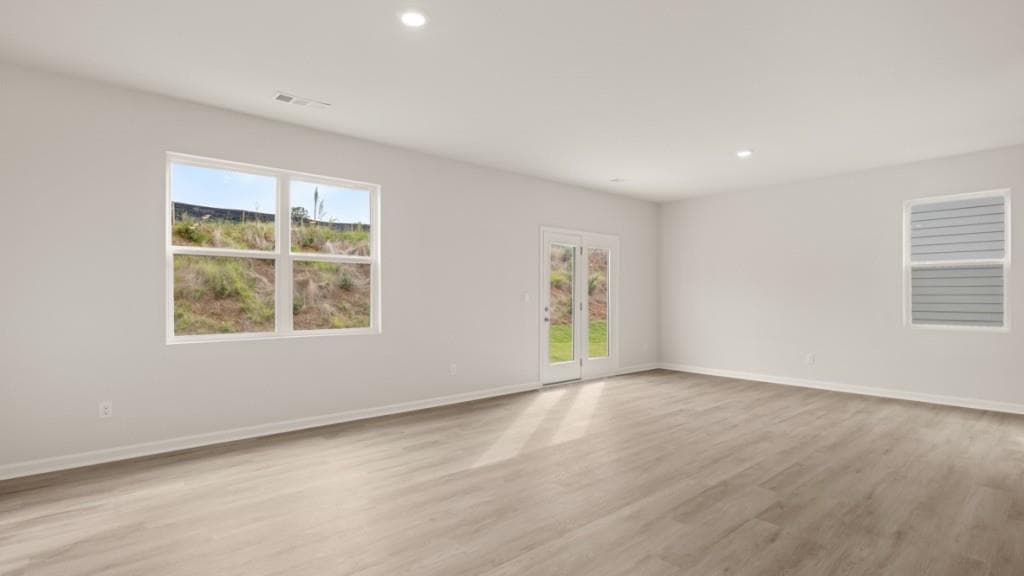 4 bedroom, 3 bathroom, 2,174 sq ft single family residence for sale at 4418 Manor Hill Drive, Union City, GA 30291 — photo 8