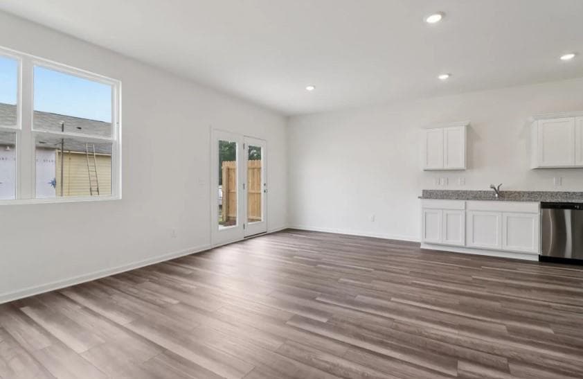 3 bedroom, 3 bathroom, 1,421 sq ft townhouse for sale at 1008 Castanea Drive, Douglasville, GA 30135 — photo 5