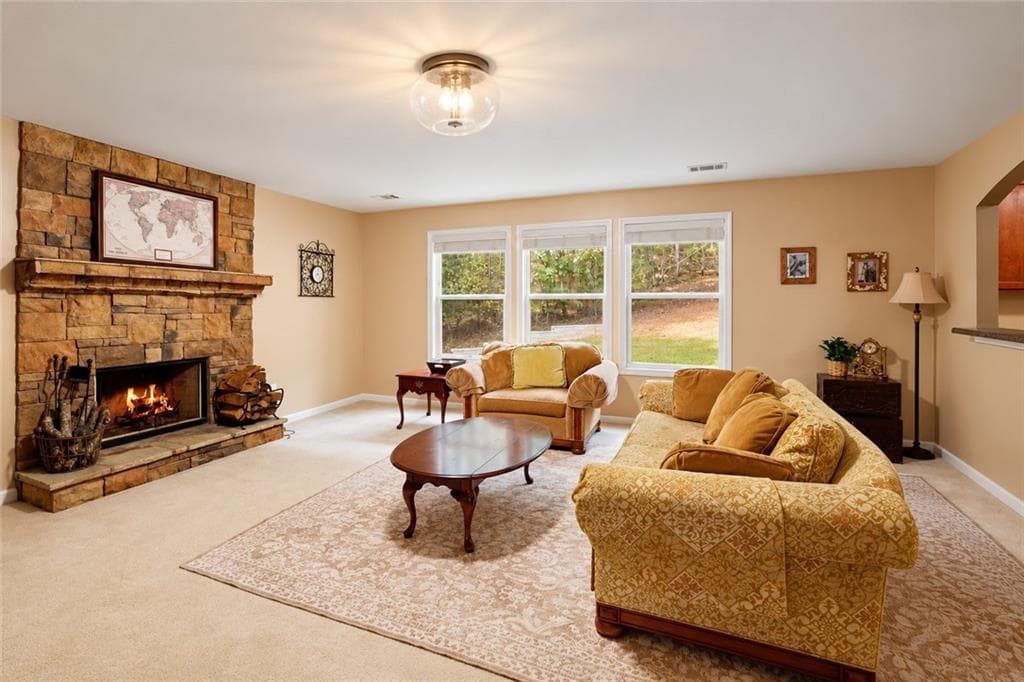 4 bedroom, 3 bathroom, 2,667 sq ft single family residence for sale at 9065 Montclair Hills Drive, Cumming, GA 30028 — photo 7
