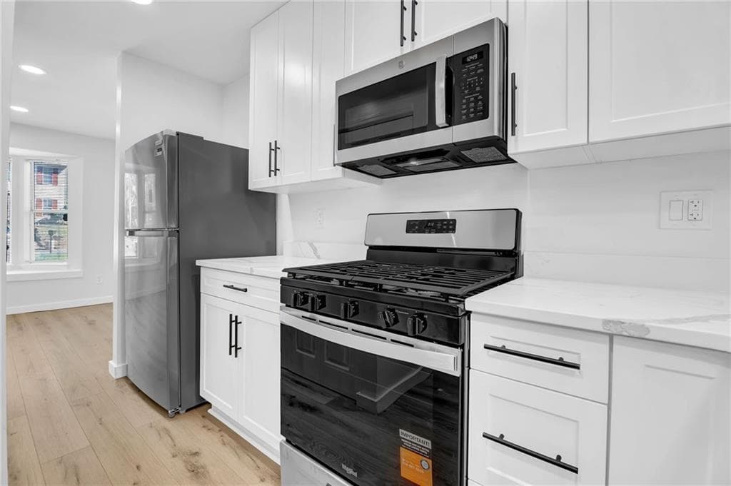 3 bedroom, 3 bathroom, 1,436 sq ft townhouse for sale at 2305 Wingfoot Place, Decatur, GA 30035 — photo 7
