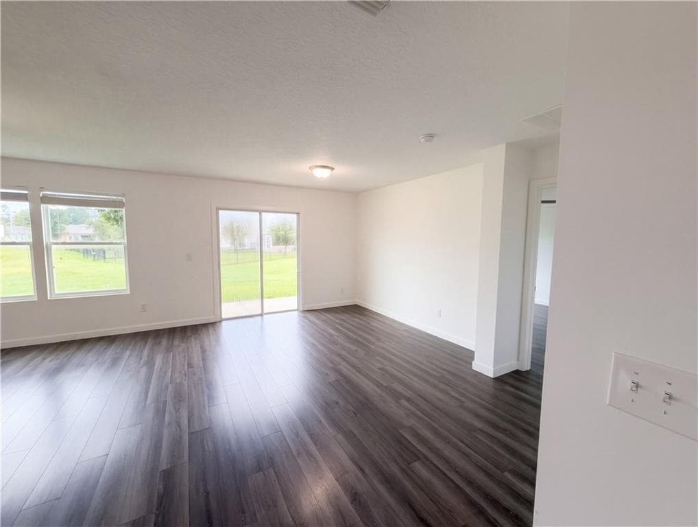 4 bedroom, 2 bathroom, 1,861 sq ft single family residence for sale at 119 Brooklet Circle, St. Marys, GA 31558 — photo 8