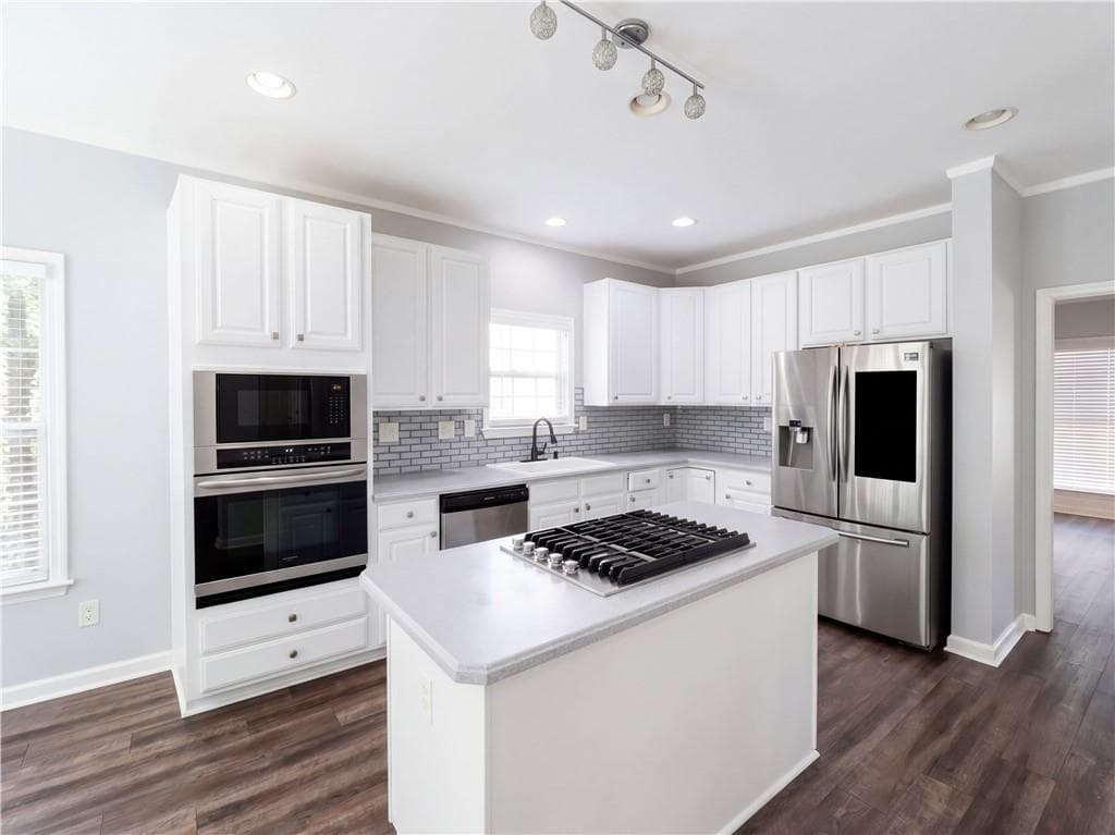 6 bedroom, 4 bathroom, 3,245 sq ft single family residence for sale at 4627 Eagles Wing Court, Lithonia, GA 30038 — photo 10
