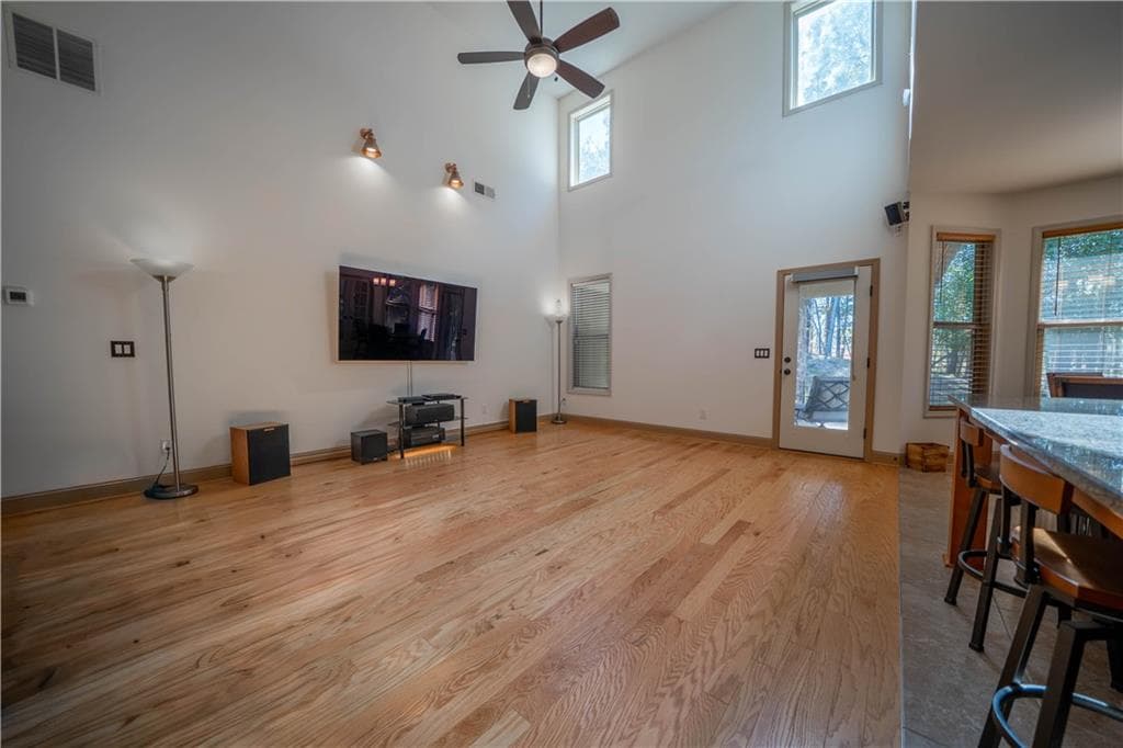 4 bedroom, 3 bathroom, 2,800 sq ft single family residence for sale at 9 Greystone Way, Cartersville, GA 30120 — photo 3