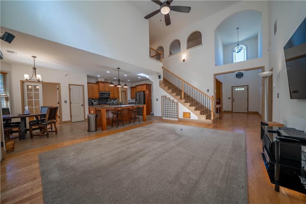 4 bedroom, 3 bathroom, 2,800 sq ft single family residence for sale at 9 Greystone Way, Cartersville, GA 30120 — photo 5