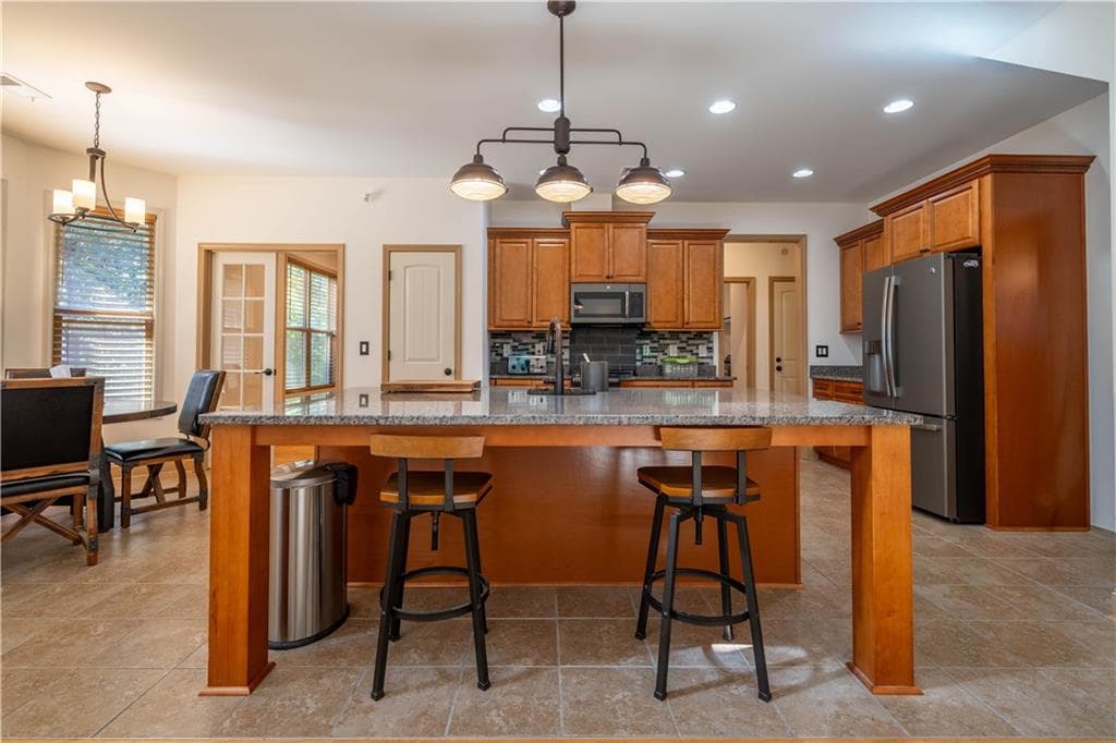 4 bedroom, 3 bathroom, 2,800 sq ft single family residence for sale at 9 Greystone Way, Cartersville, GA 30120 — photo 8