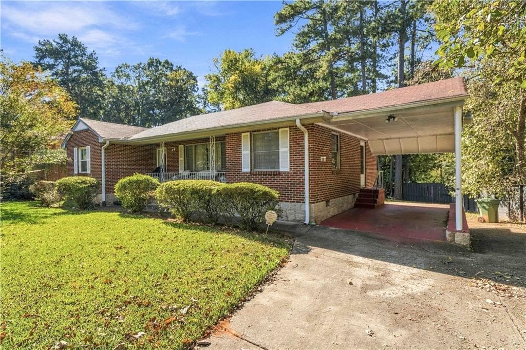 2 bedroom, 2 bathroom, 1,276 sq ft single family residence for sale at 1305 Pollard Drive, Atlanta, GA 30311