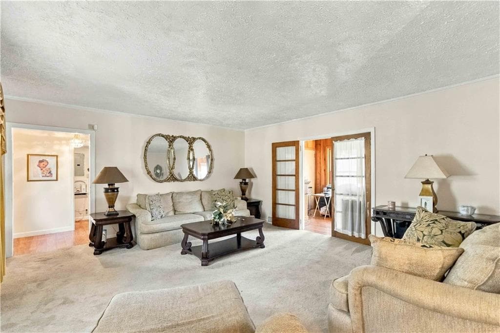 2 bedroom, 2 bathroom, 1,276 sq ft single family residence for sale at 1305 Pollard Drive, Atlanta, GA 30311 — photo 6
