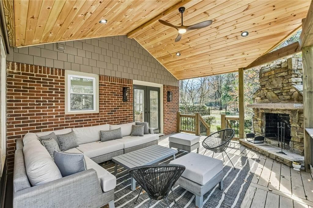 3 bedroom, 2 bathroom, 1,885 sq ft single family residence for sale at 663 Amsterdam Avenue, Atlanta, GA 30306