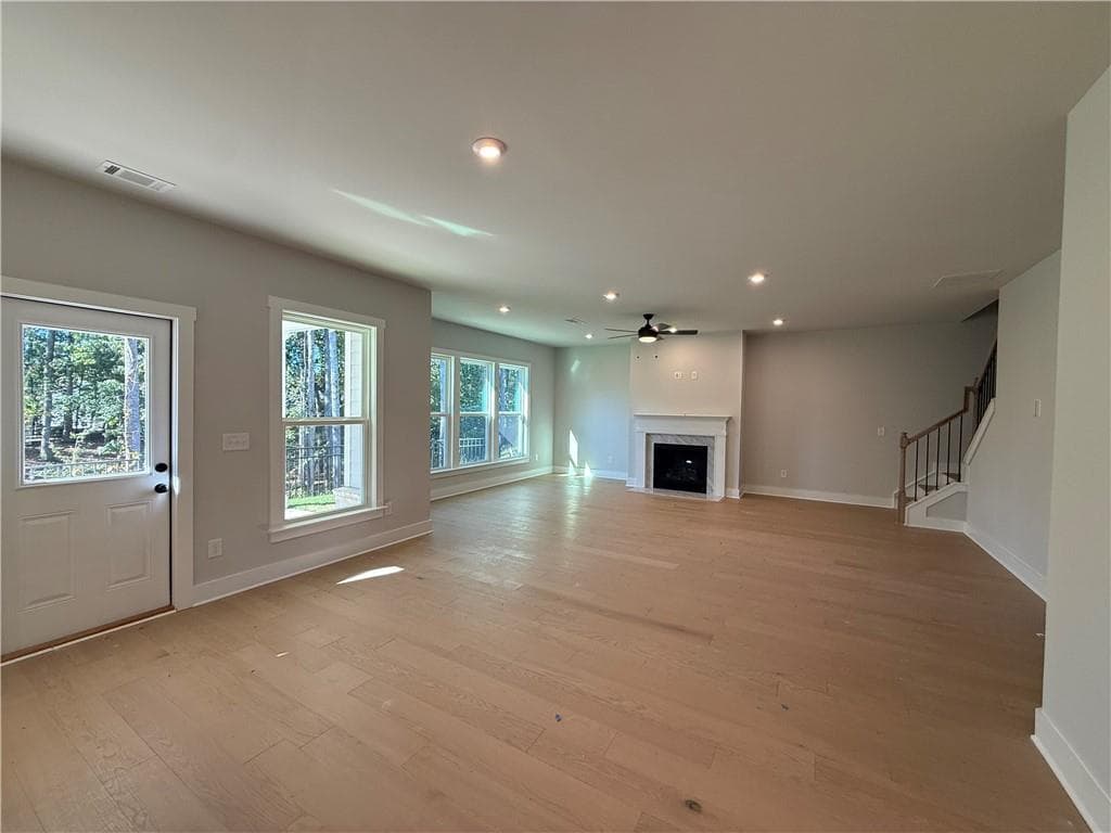 6 bedroom, 4 bathroom, 3,080 sq ft single family residence for sale at 4815 Briar rose Trail, Cumming, GA 30040 — photo 3