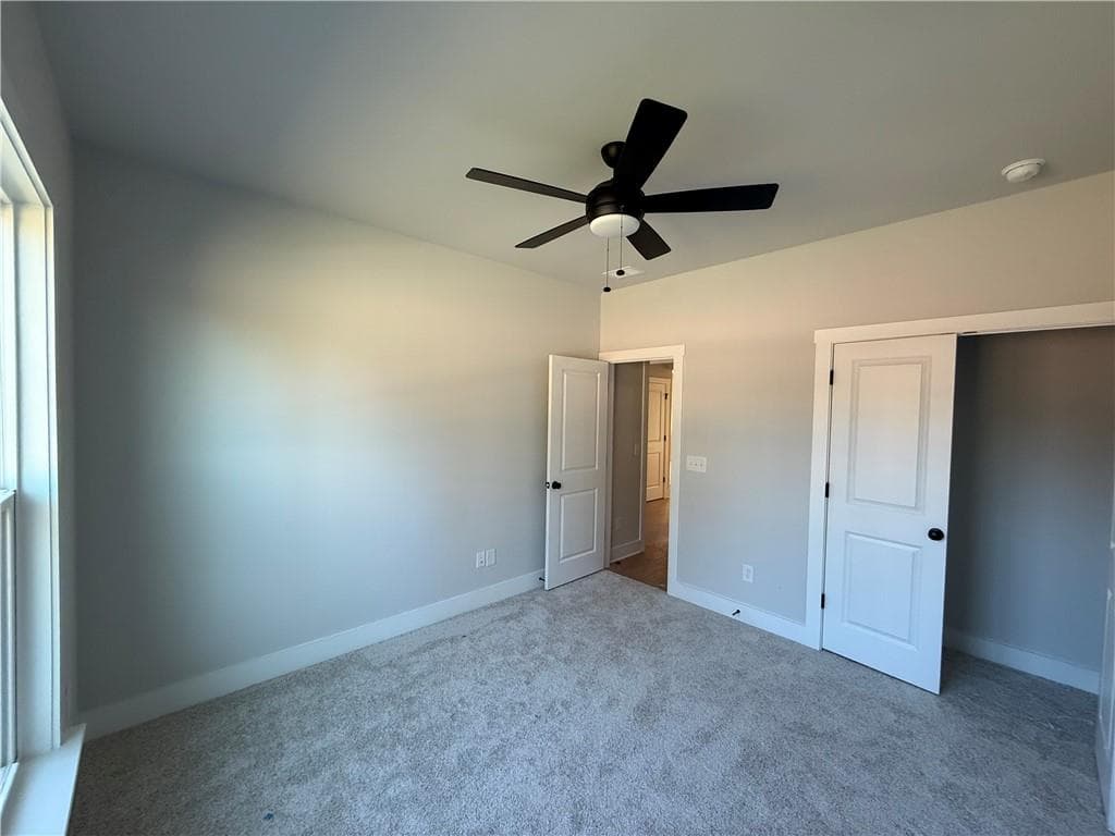 6 bedroom, 4 bathroom, 3,080 sq ft single family residence for sale at 4815 Briar rose Trail, Cumming, GA 30040 — photo 6
