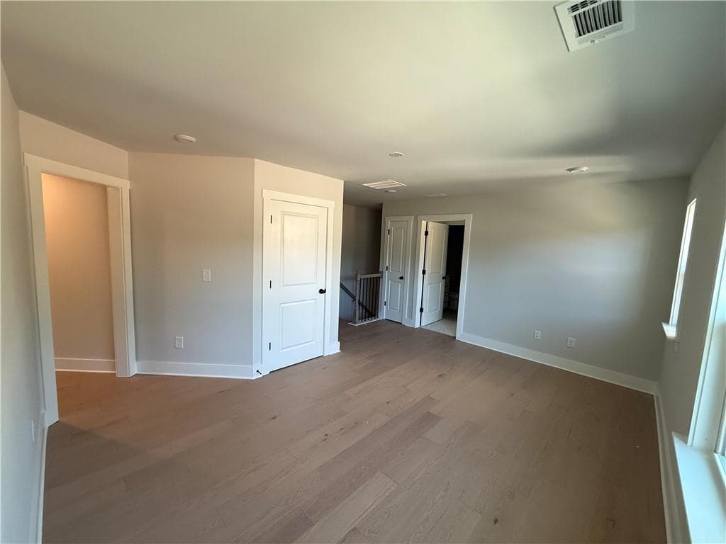 6 bedroom, 4 bathroom, 3,080 sq ft single family residence for sale at 4815 Briar rose Trail, Cumming, GA 30040 — photo 8