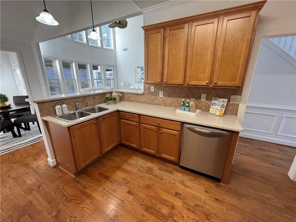 4 bedroom, 3 bathroom, 2,509 sq ft single family residence for sale at 3235 The Commons Drive, Cumming, GA 30041 — photo 8
