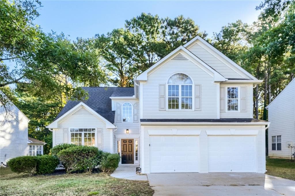 3 bedroom, 3 bathroom, 2,000 sq ft single family residence for sale at 7562 Broadhurst Drive, Riverdale, GA 30296