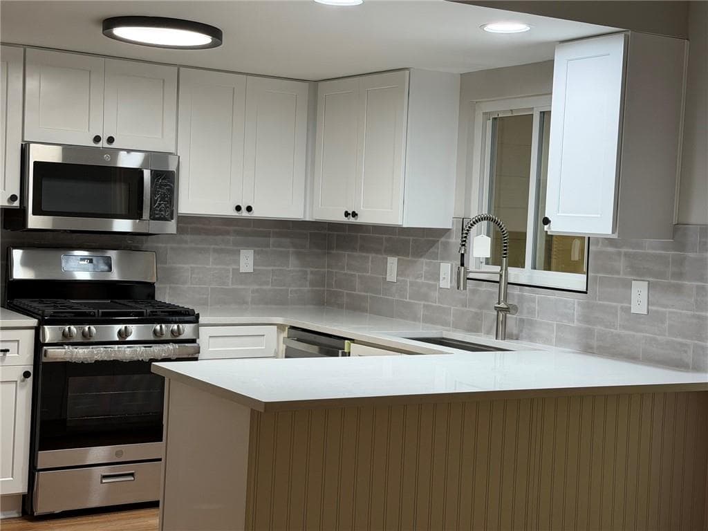 2 bedroom, 2 bathroom, 1,250 sq ft condominium for sale at 11 Middleton Court, Smyrna, GA 30080 — photo 4
