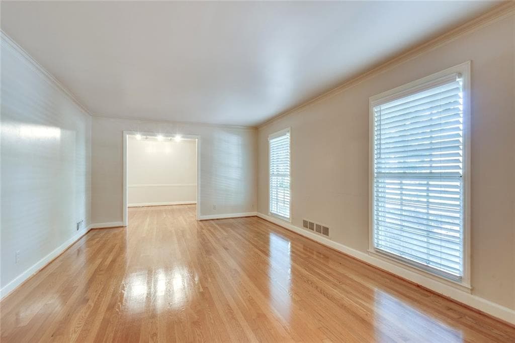 3 bedroom, 3 bathroom, 2,052 sq ft single family residence for rent at 4690 Huntley Drive, Atlanta, GA 30342 for $3,650 a month — photo 8